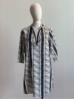 Lola Casademunt Black & White Geometric Popover Tunic. Size M